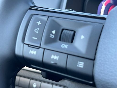 New 2026 Nissan Rogue Platinum AWD/4WD image 11