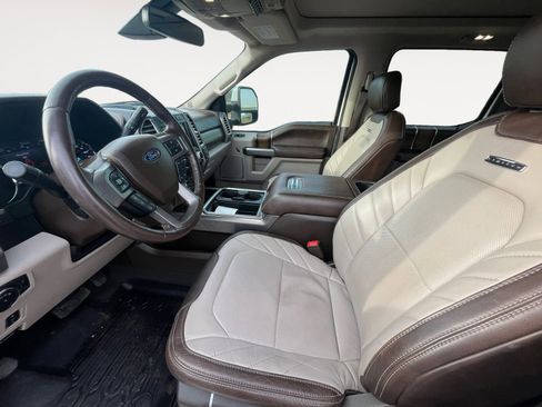 Used 2019 Ford F450 Limited image 9