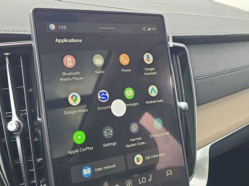 New 2026 Volvo XC90 B6 Plus w/ Protection Package Premier image 14