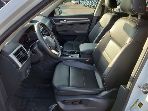 Used 2022 Volkswagen Atlas SE image 22