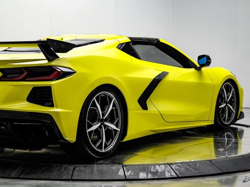 Used 2021 Chevrolet Corvette Stingray Premium Cpe w/ Z51 Performance Package RWD image 22