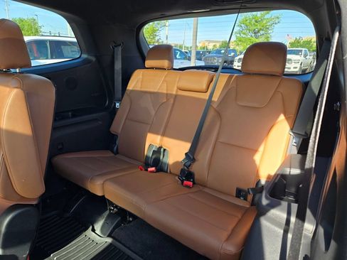 Used 2023 Kia Telluride SX Prestige X-Pro AWD/4WD image 30
