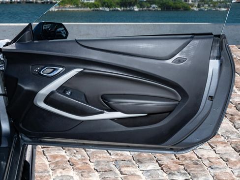 Used 2021 Chevrolet Camaro LT image 11