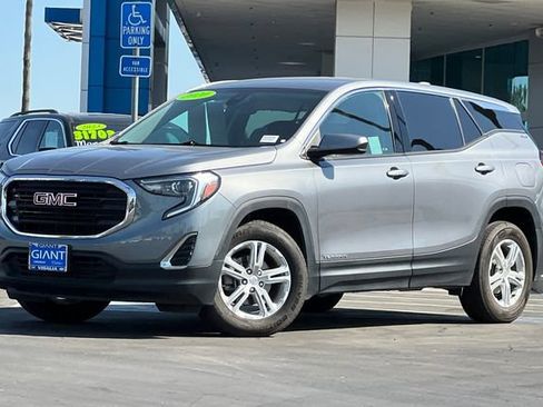 Used 2020 GMC Terrain SLE w/ LPO, Floor Liner Package AWD/4WD image 8