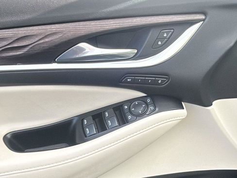 Certified 2023 Buick Enclave Avenir w/ Avenir Technology Package image 15