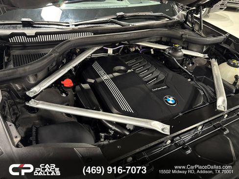 Used 2022 BMW X7 xDrive40i w/ M Sport Package AWD/4WD image 43