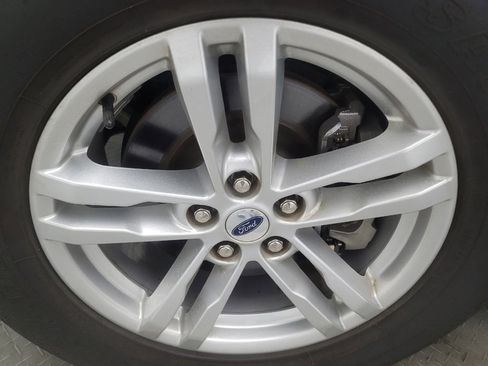 Used 2023 Ford Explorer 4WD image 31