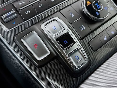 Certified 2023 Hyundai Santa Fe SEL image 17