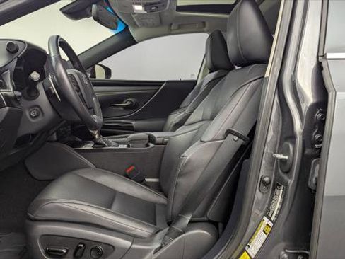 Used 2022 Lexus ES 350 w/ Premium Package image 14