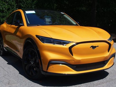Certified 2023 Ford Mustang Mach-E Premium AWD/4WD image 2
