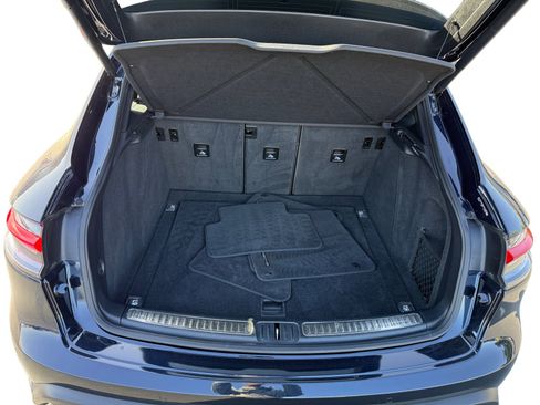 Used 2022 Porsche Macan S image 17