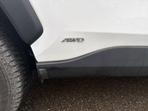 Used 2024 Toyota RAV4 LE image 7