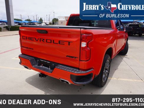 Used 2022 Chevrolet Silverado 1500 RST AWD/4WD image 5