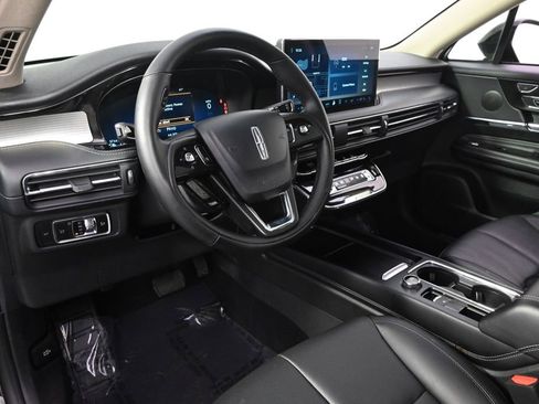 New 2026 Lincoln Corsair Premiere image 12