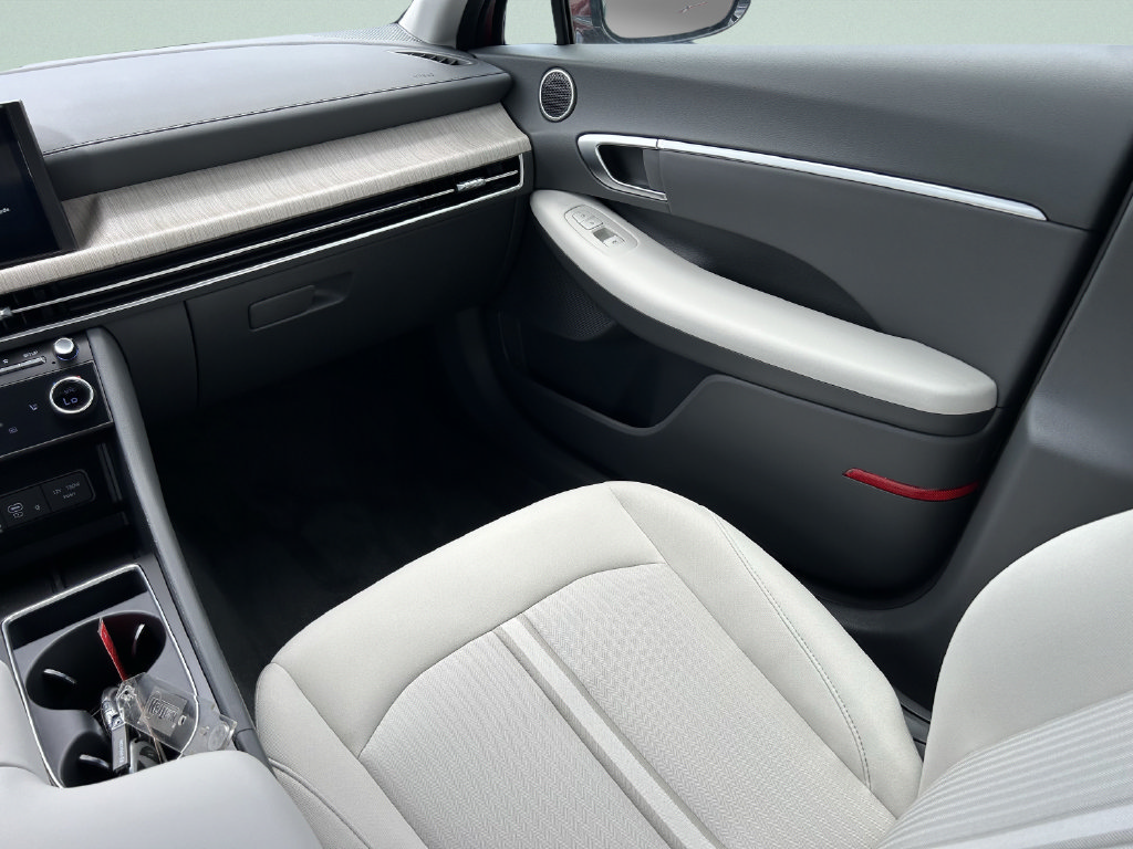 New 2026 Hyundai Sonata SEL FWD image 20