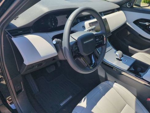 Used 2026 Land Rover Range Rover Evoque S AWD/4WD image 7