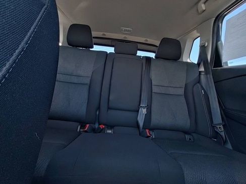 Used 2025 Nissan Rogue SV FWD image 25