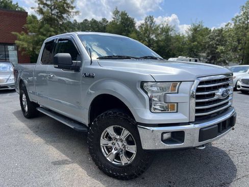 Used 2017 Ford F150 XLT w/ Equipment Group 302A Luxury image 3