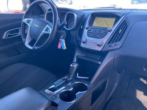 Used 2016 Chevrolet Equinox LT image 8
