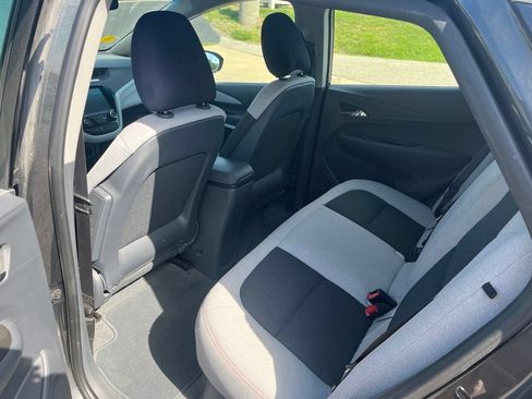 Used 2020 Chevrolet Bolt LT FWD image 24