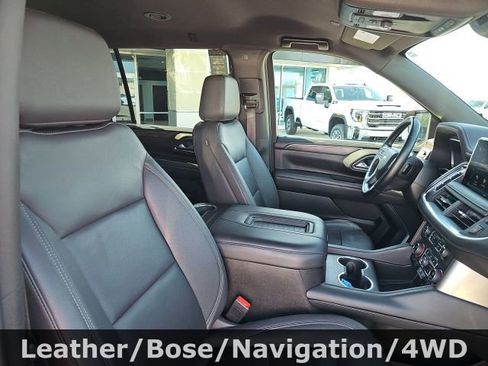 Used 2023 Chevrolet Suburban LT image 41
