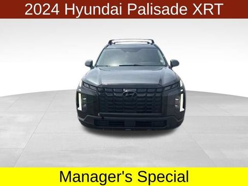 Used 2024 Hyundai Palisade XRT FWD image 2