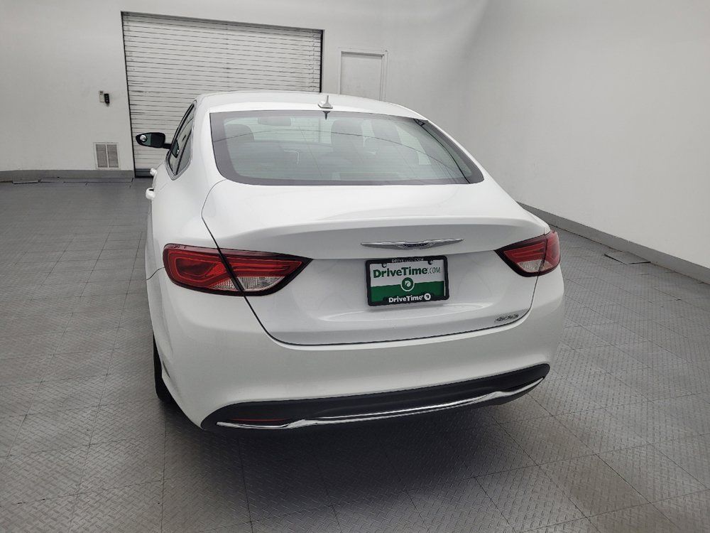 Used 2016 Chrysler 200 Limited w/ Anniversary Edition FWD image 6