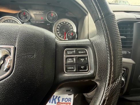 Used 2017 RAM 1500 Express w/ Express Value Package RWD image 17
