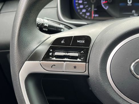 Used 2023 Hyundai Tucson SE image 25