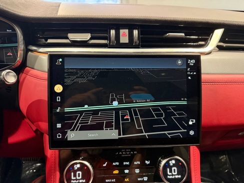 Used 2021 Jaguar F-PACE SVR AWD/4WD image 18