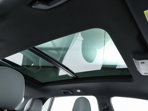 New 2026 Volkswagen Atlas Cross Sport SEL image 75