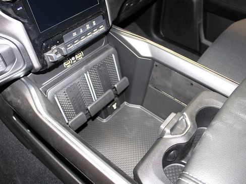 New 2026 RAM 2500 Big Horn AWD/4WD image 24