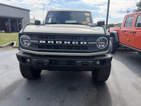 Certified 2025 Ford Bronco Big Bend AWD/4WD image 2