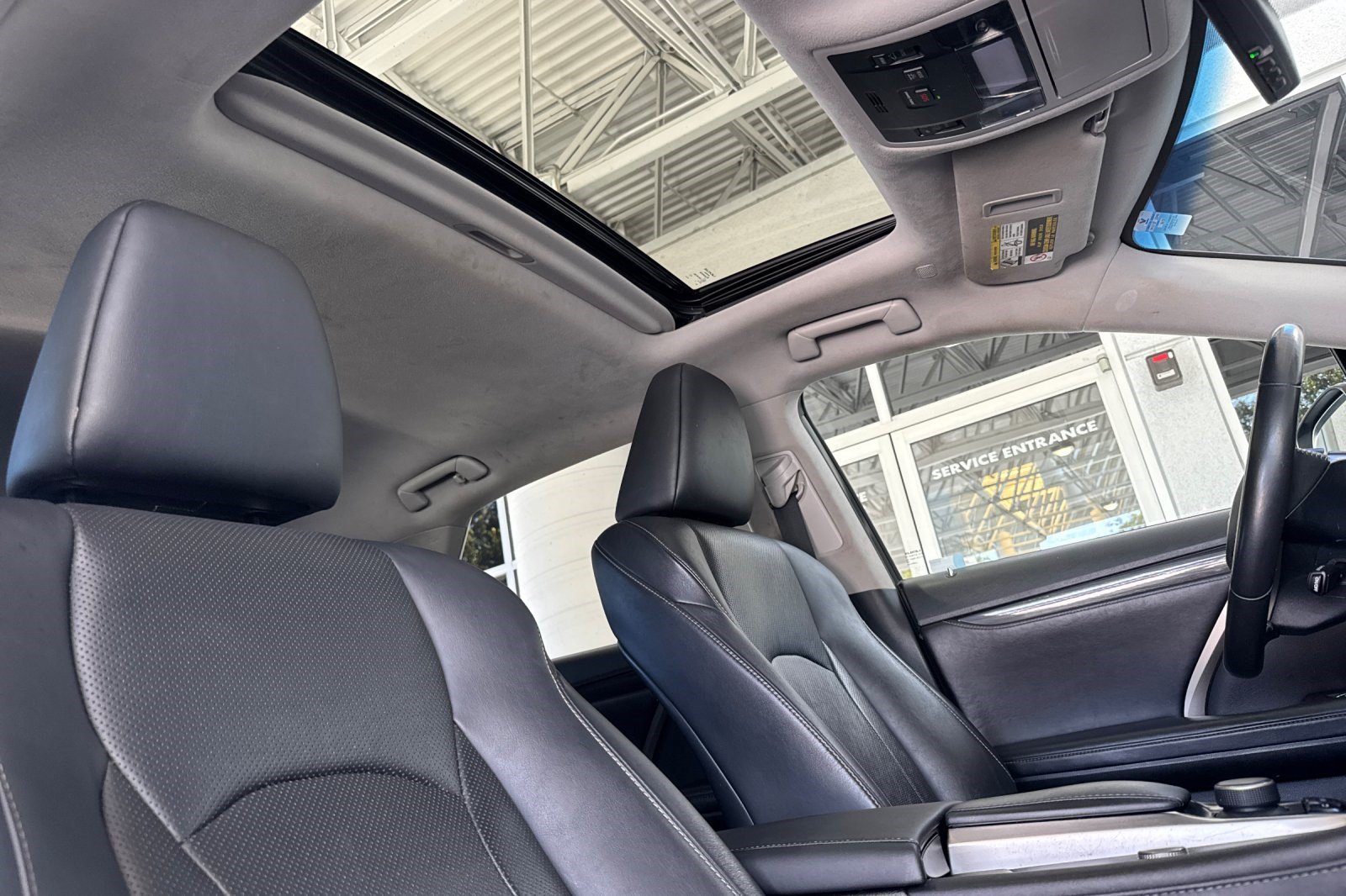 Used 2018 Lexus RX 350 AWD w/ Accessory Package image 21