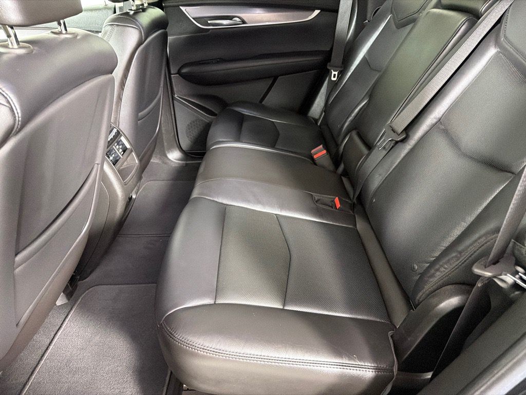 Used 2018 Cadillac XT5 Premium Luxury AWD/4WD image 20