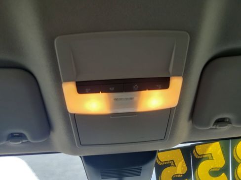 Used 2020 Nissan Sentra SV image 31