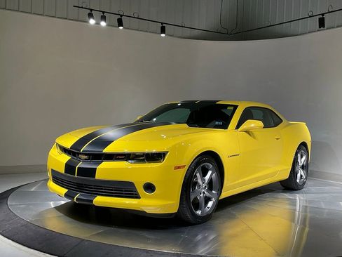 Used 2014 Chevrolet Camaro LT w/ RS Package image 2