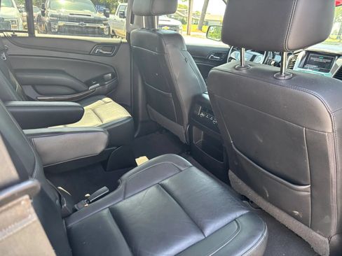Used 2019 Chevrolet Tahoe LT AWD/4WD image 17