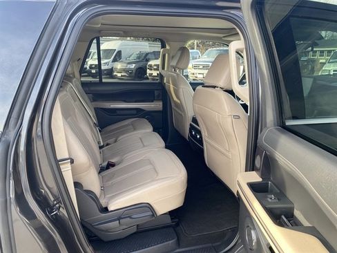 Used 2024 Ford Expedition Max Limited image 6