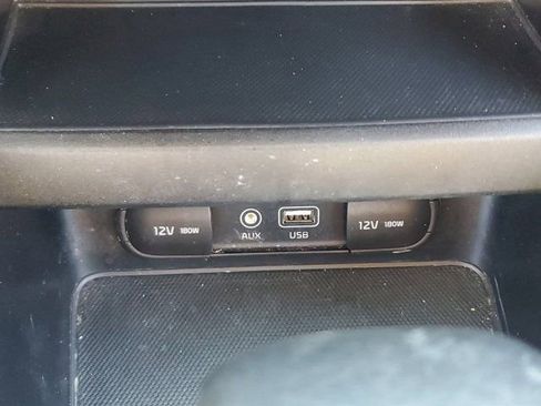 Used 2019 Kia Forte S image 28