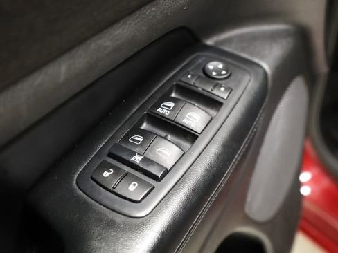 Used 2015 Jeep Grand Cherokee Altitude image 17