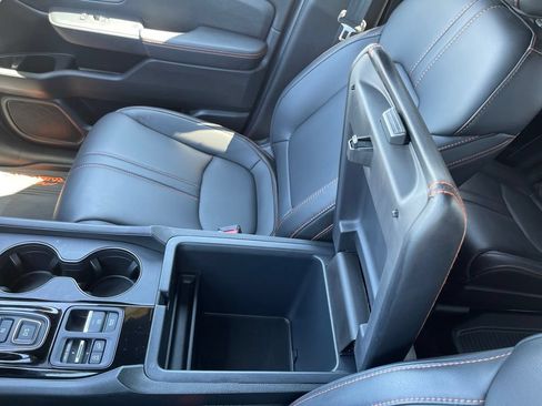 Certified 2025 Honda Pilot TrailSport image 18