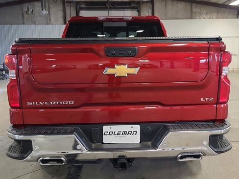 Used 2025 Chevrolet Silverado 1500 LTZ w/ LTZ Premium Package image 4
