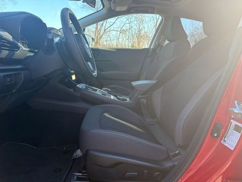 Certified 2025 Subaru Crosstrek 2.0i Premium AWD/4WD image 40