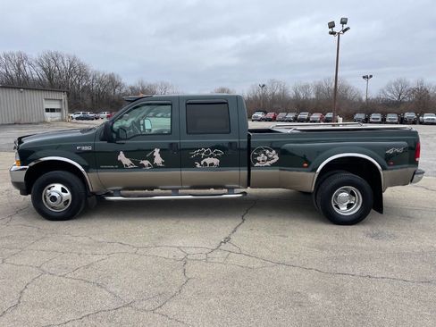 Used 2002 Ford F350 Lariat image 2