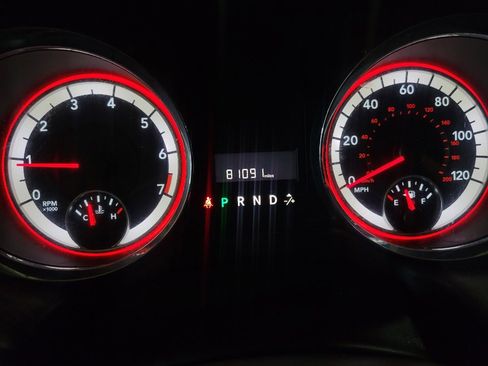 Used 2018 Dodge Grand Caravan SE w/ UConnect Hands-Free Group FWD image 23