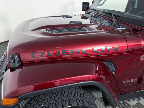 Used 2021 Jeep Wrangler Rubicon w/ Steel Bumper Group AWD/4WD image 11