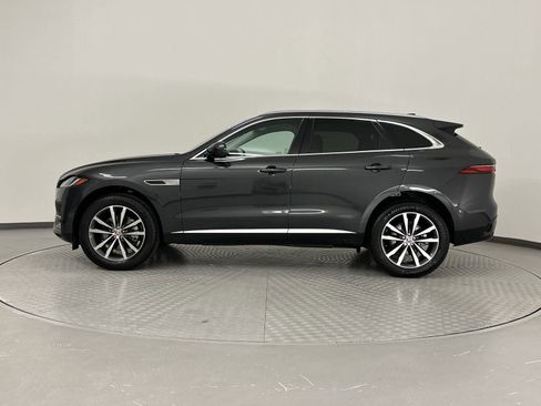 Used 2022 Jaguar F-PACE S image 2