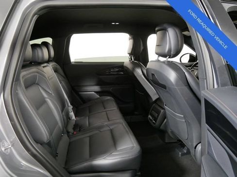 Used 2024 Lincoln Nautilus Premier w/ Jet Appearance Package AWD/4WD image 12