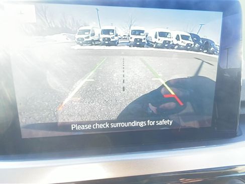 Certified 2020 Ford Escape SE image 19